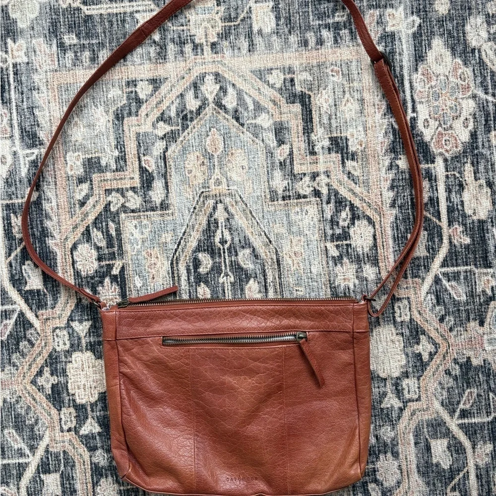 Day & Mood Leather Crossbody Bag